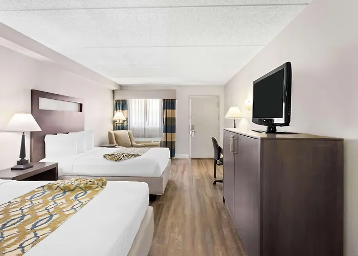 Western Hotel Naperville
